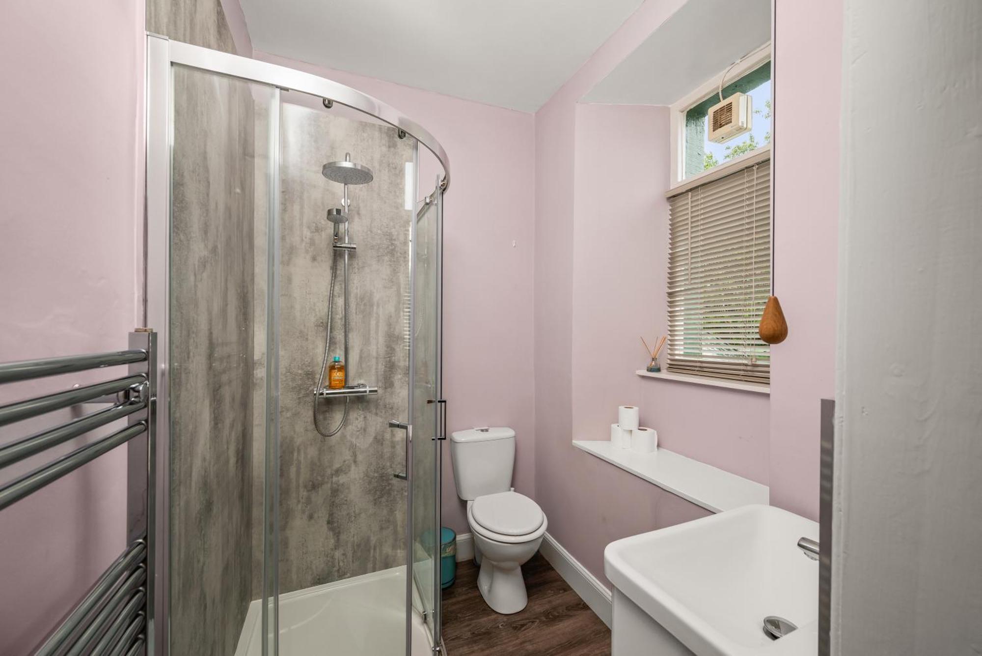 Rosebank House - 12 Guests, 6 Ensuite Bedrooms, Ev Point, Games Rooms, Wood Burner, Pet Friendly! Blairgowrie and Rattray Экстерьер фото